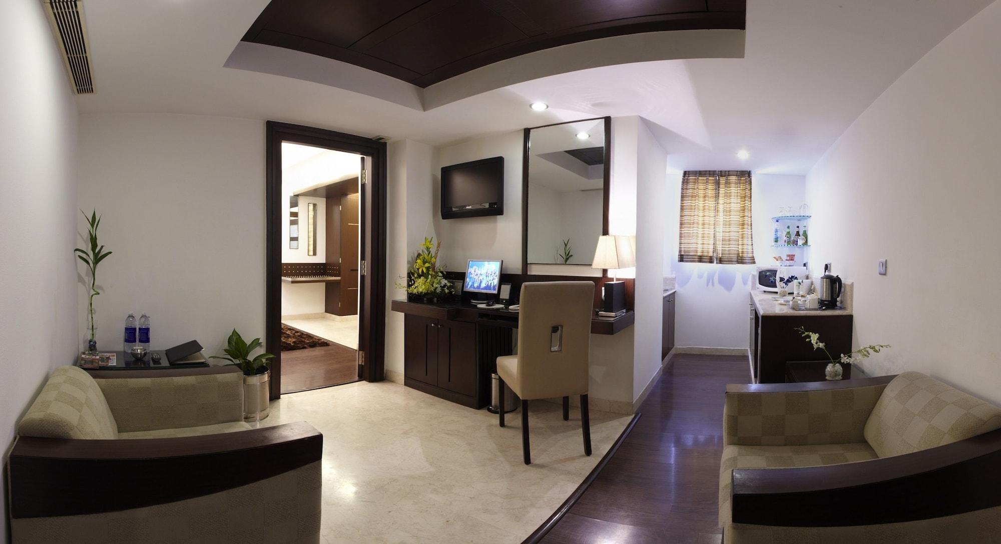 The President Hotel Bangalore Eksteriør billede
