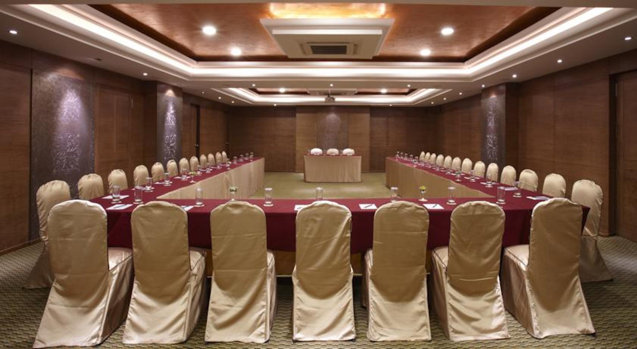 The President Hotel Bangalore Eksteriør billede