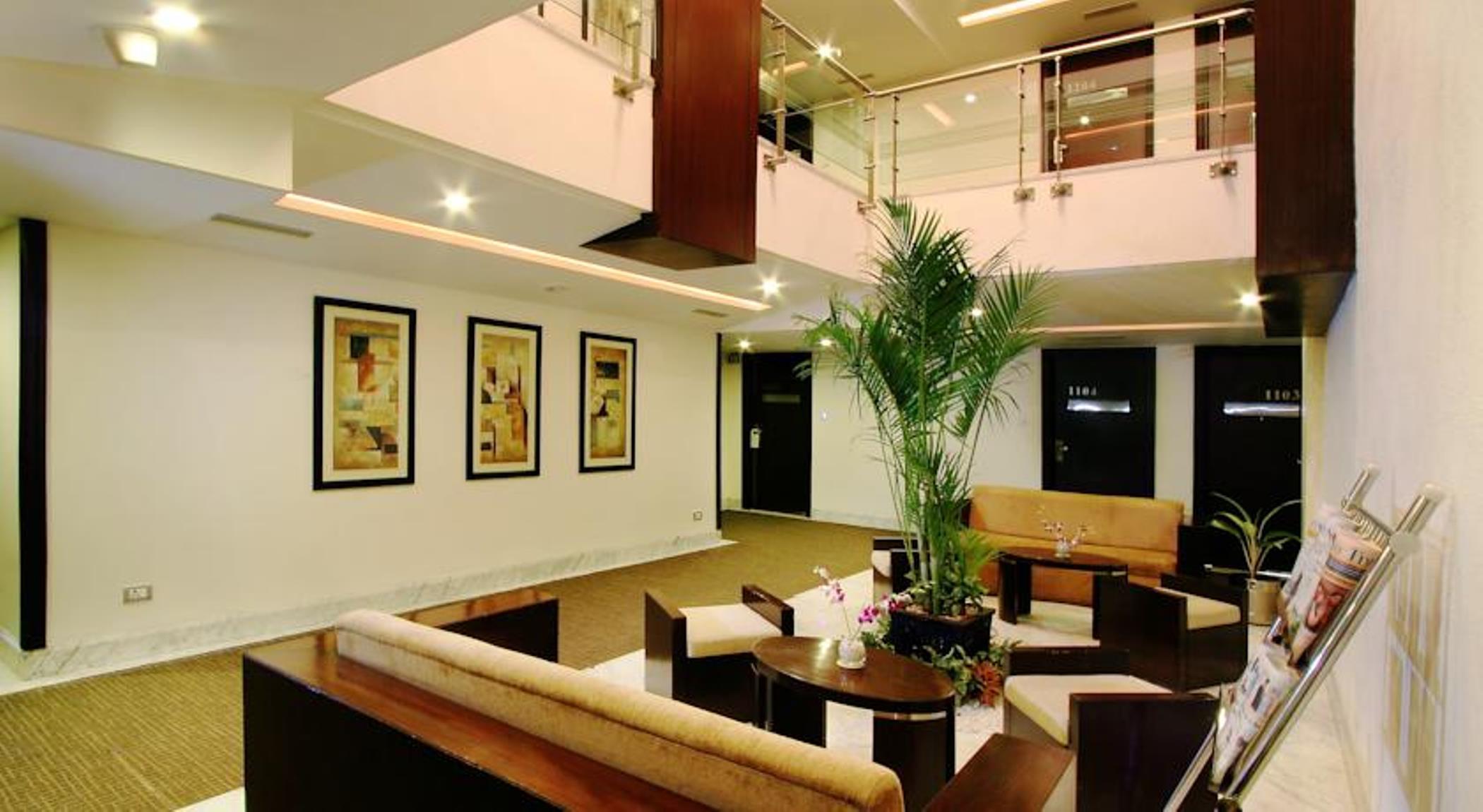 The President Hotel Bangalore Eksteriør billede